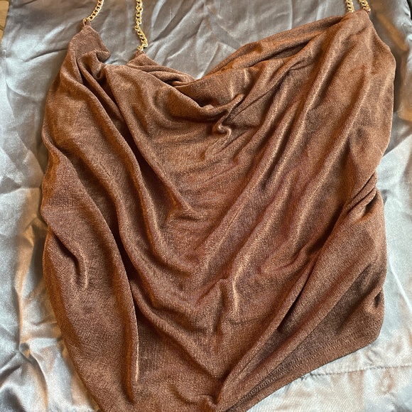 Loose fancy crop top - Picture 1 of 4